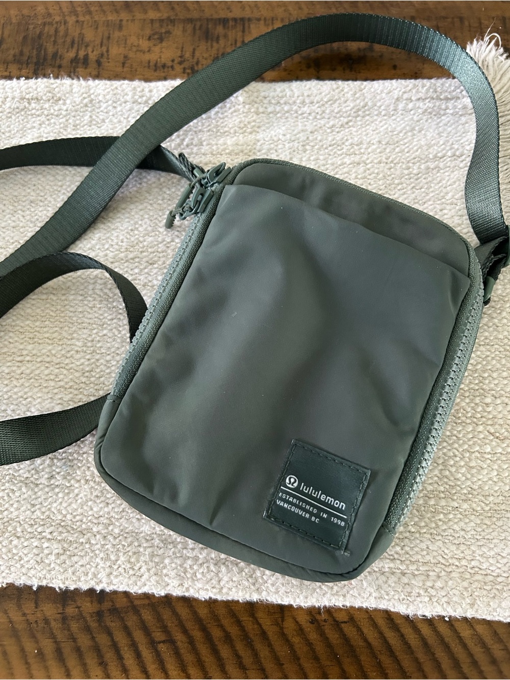 lululemon athletica Men's Forest Green Crossbody Belt Bag
